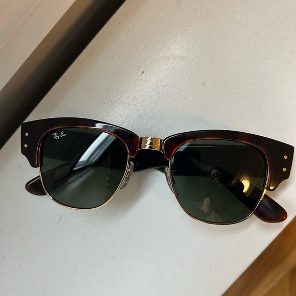 Ray-Ban Other - Ray-Ban Brown and Green Clubmaster Sunglasses
